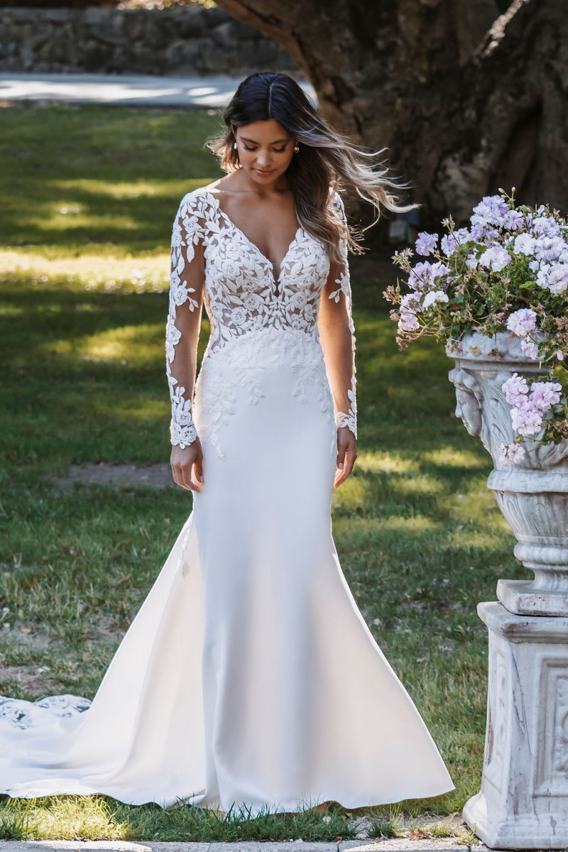 Allure Bridal style 9501 Wedding Gown